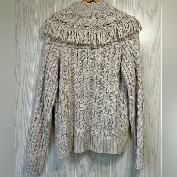 V.A.C. Nine West Vintage Authentic Collection Fringe Sweater Size XL EUC - Picture 4 of 4